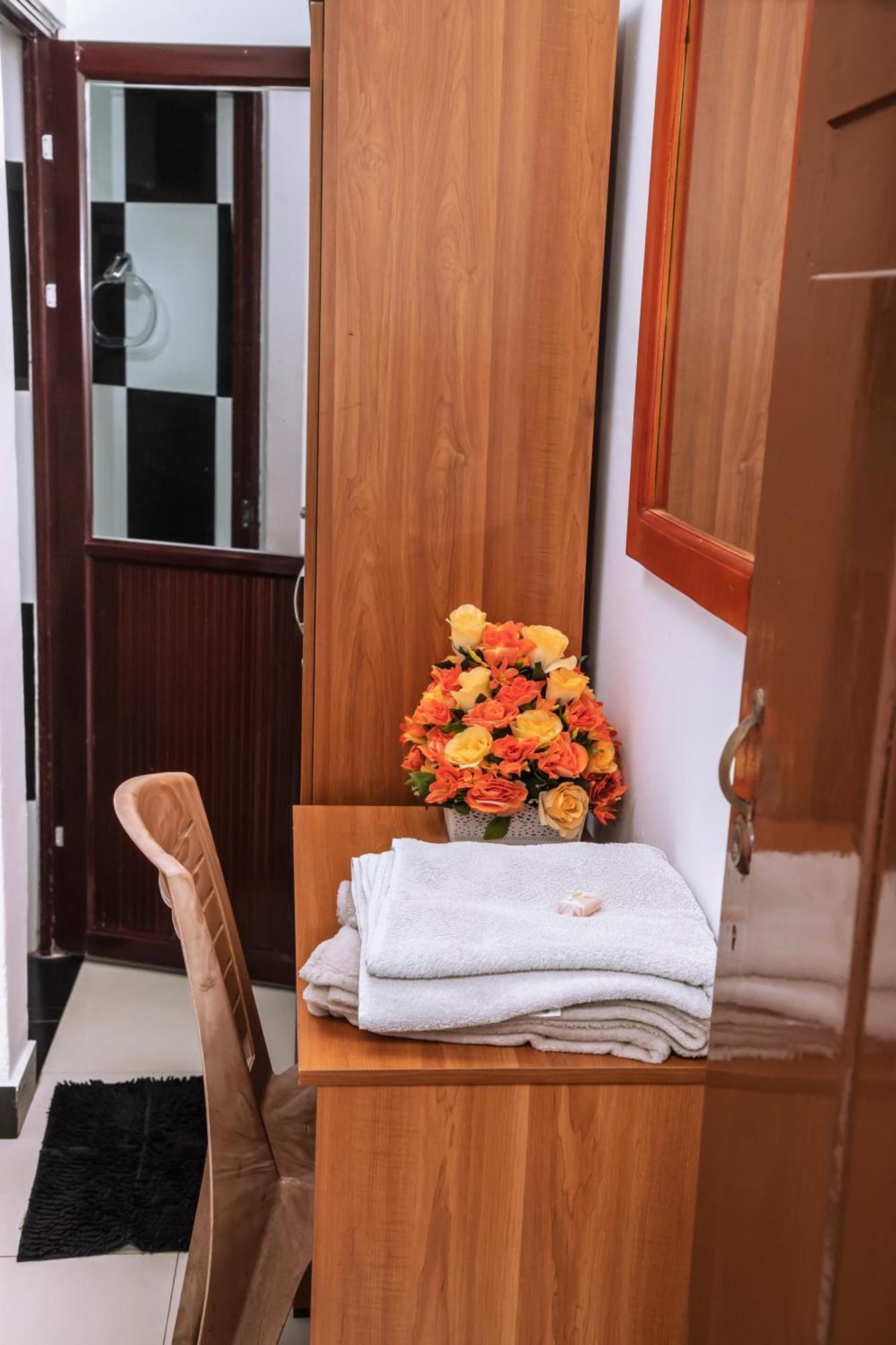 Golden Star Guest House Jaffna Ngoại thất bức ảnh